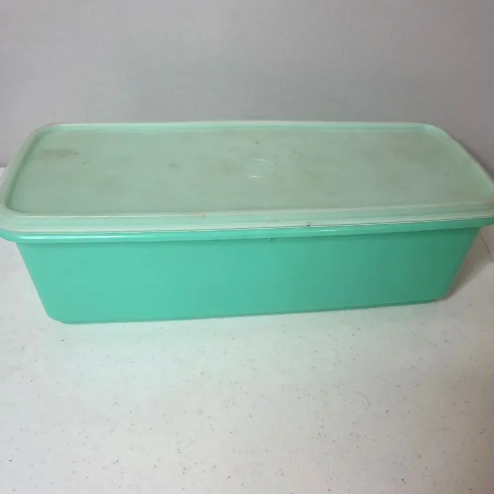Tupperware Jadeite Bread Keeper #782-2 w/ Lid Vintage Green Retro Kitchen